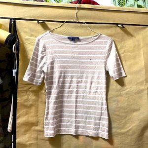 Women’s mid sleeve top